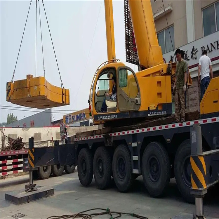 涪陵当地吊车出租|机器吊装|75吨|工厂搬迁服务